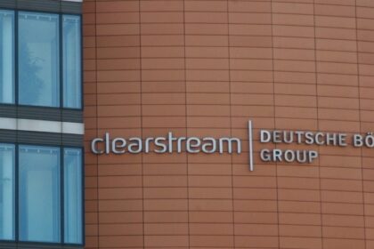 deutsche-borse’s-clearstream-unit-invests-in-this-european-fintech